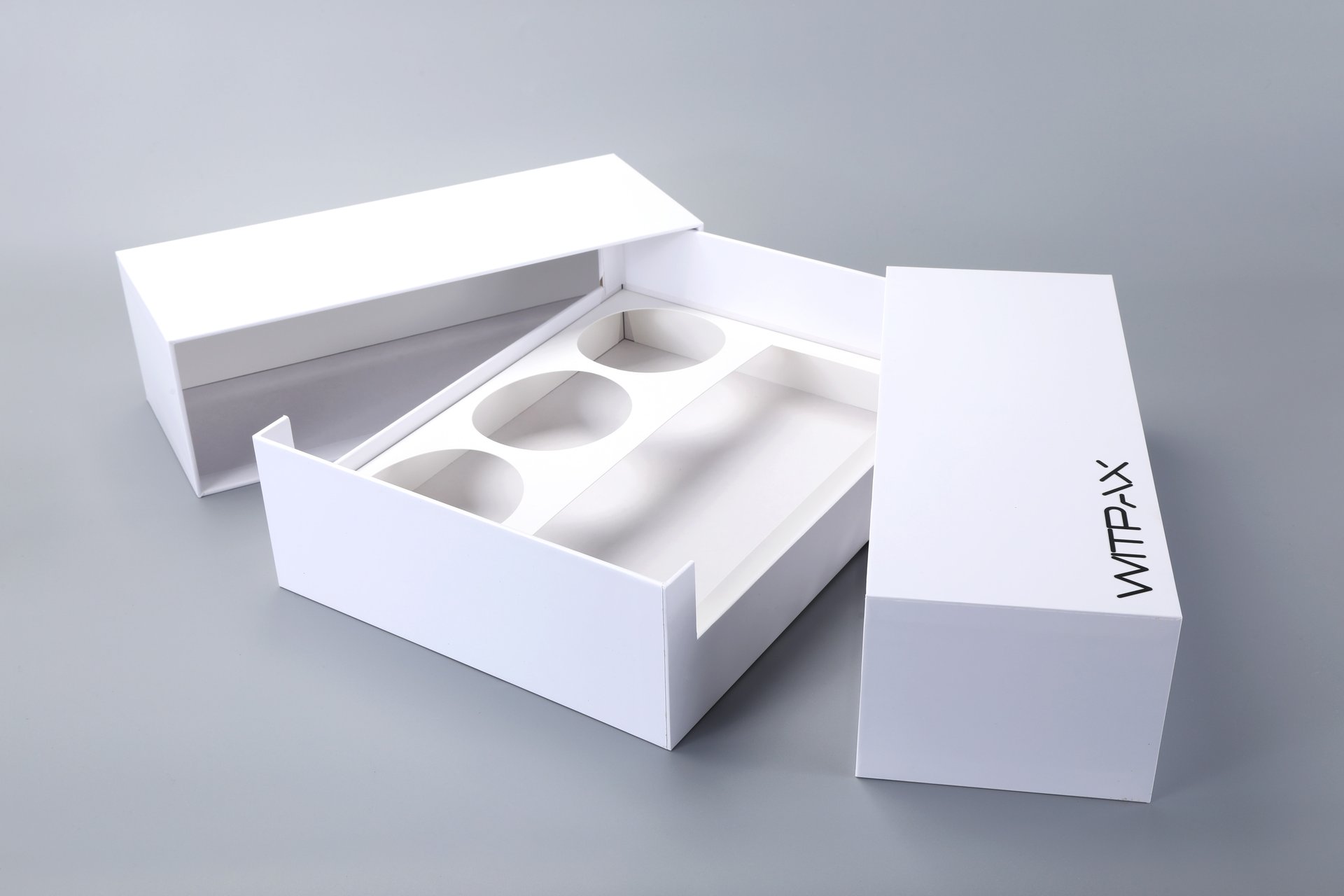 Double-sided sliding rigid boxes