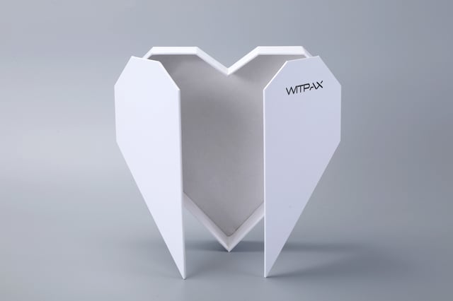 Heart-shaped flip box type 2