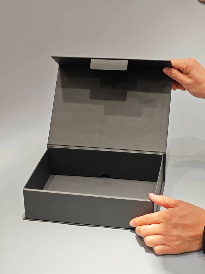 Black Foldable Magnetic Box (3)